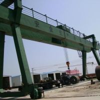 大連門式起重機維修保養