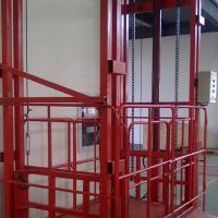 遼寧沈陽現(xiàn)場安裝液壓導軌貨梯