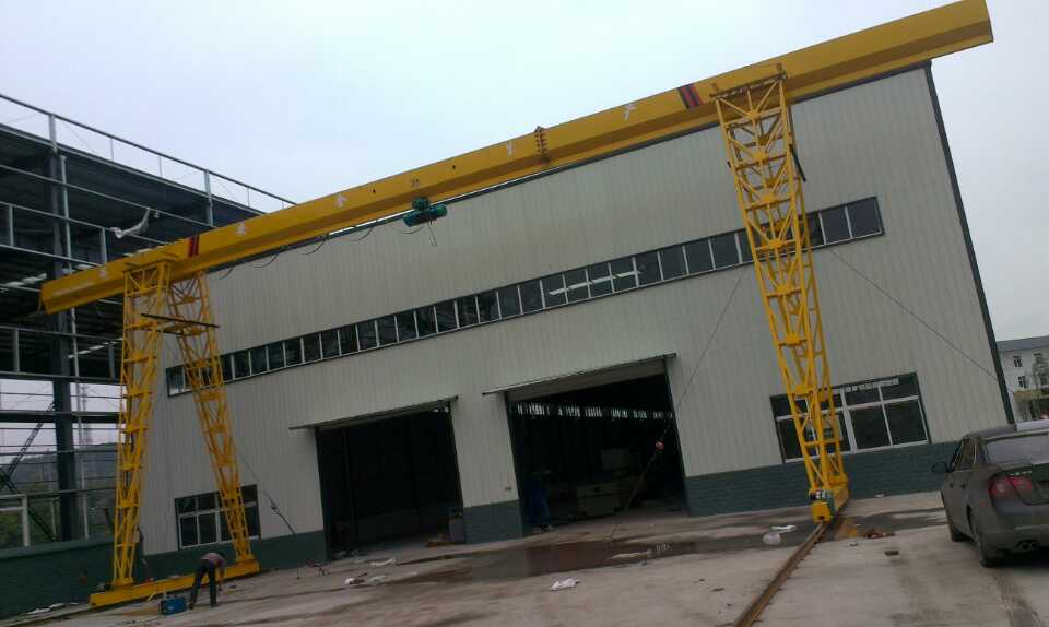 樺南縣橋式起重機佳木斯起重機