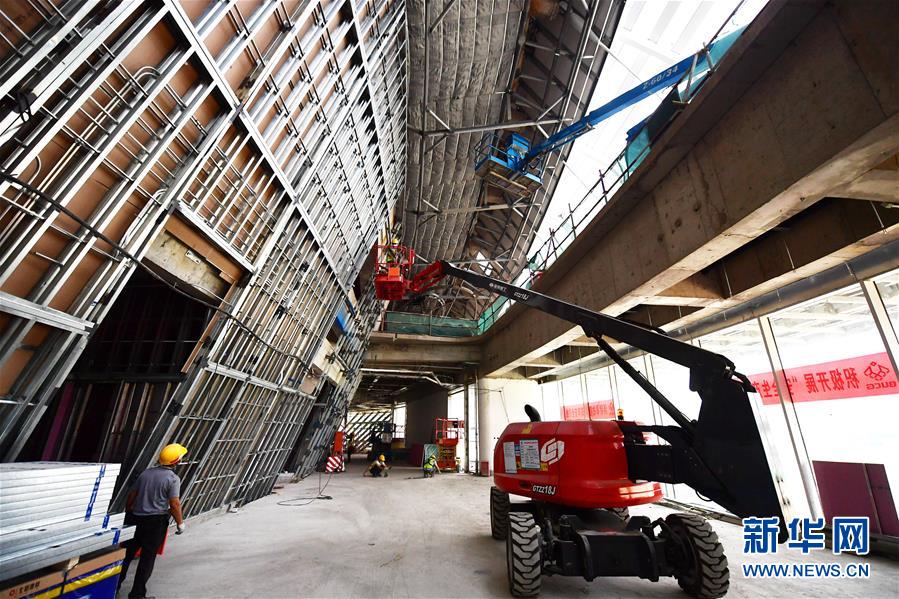 (體育·圖文互動)(7)易轉(zhuǎn)換、夠低碳、可持續(xù)——解密北京冬奧場館冰面建設(shè)亮點(diǎn)