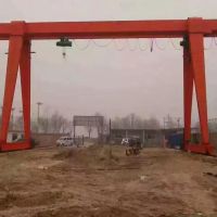 臺門試州起重機