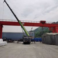 攀枝花雙梁龍門吊施工現(xiàn)場(chǎng)