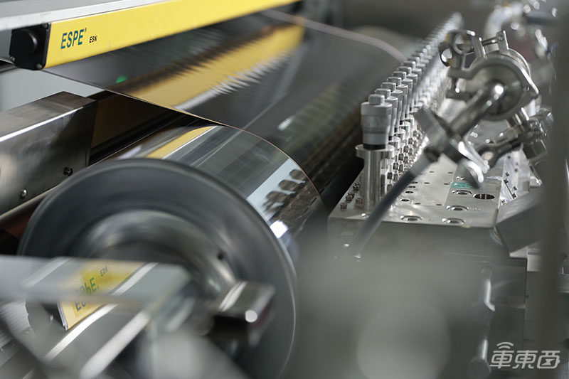 蔚來明年量產，寧德時代還需十年！揭秘固態電池量產之謎