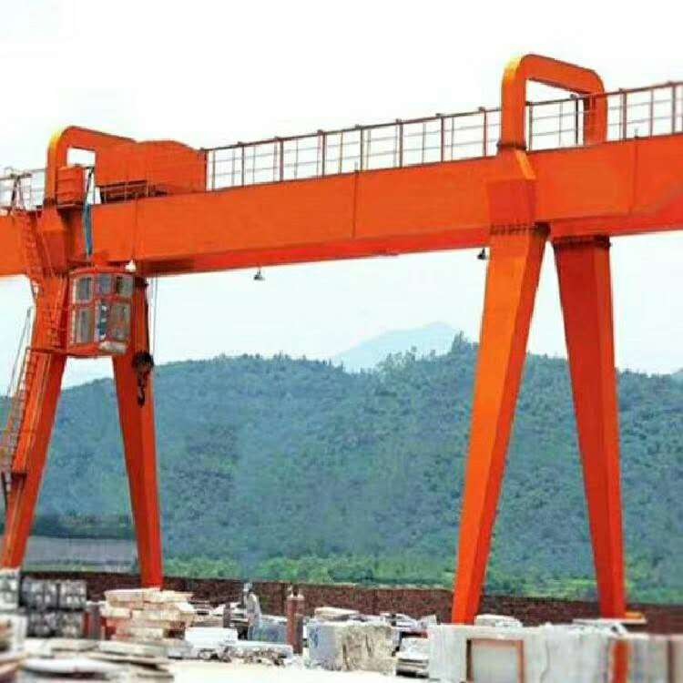 云南云龍縣門式起重機(jī)